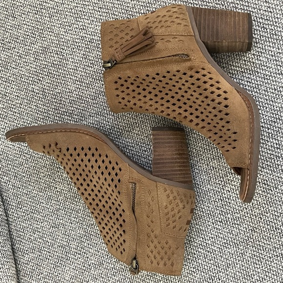 Toms Brown Ankle Booties with Perforated Design - Picture 14 of 16